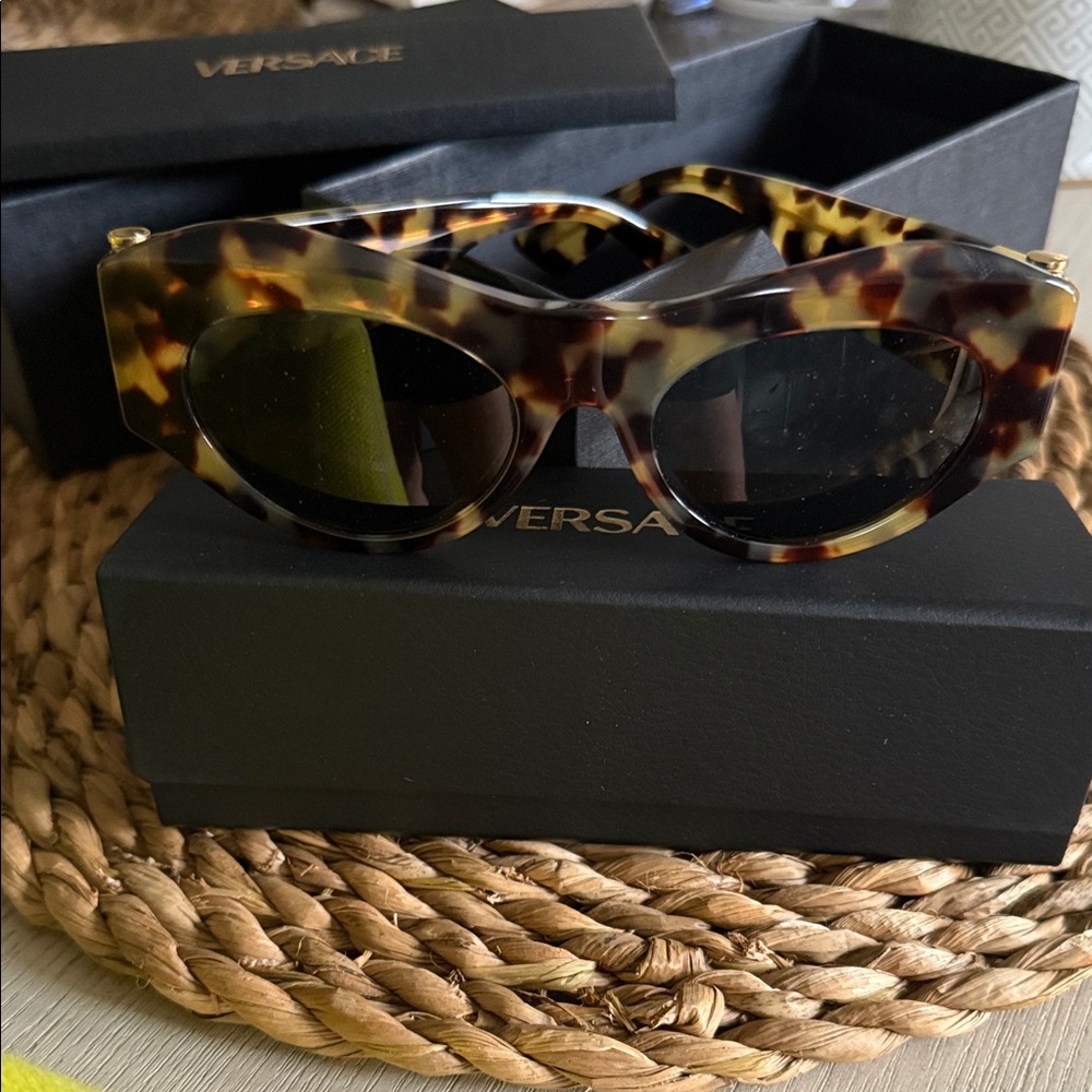 Brand New Versace Tortoiseshell Cat-Eye Sunglasses with Dark Lenses
